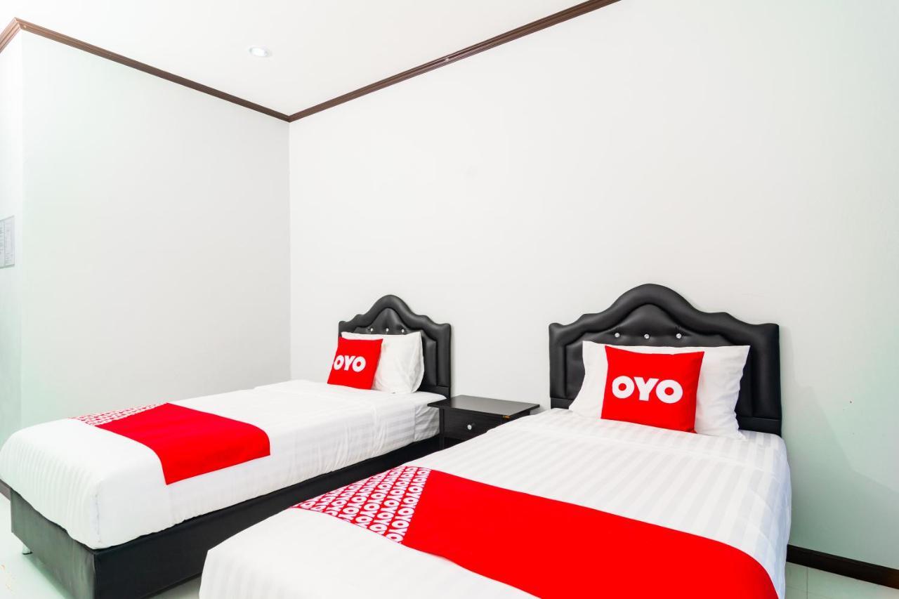 Oyo 533 Runya Poolvilla Prachuap Khiri Khan Exterior photo